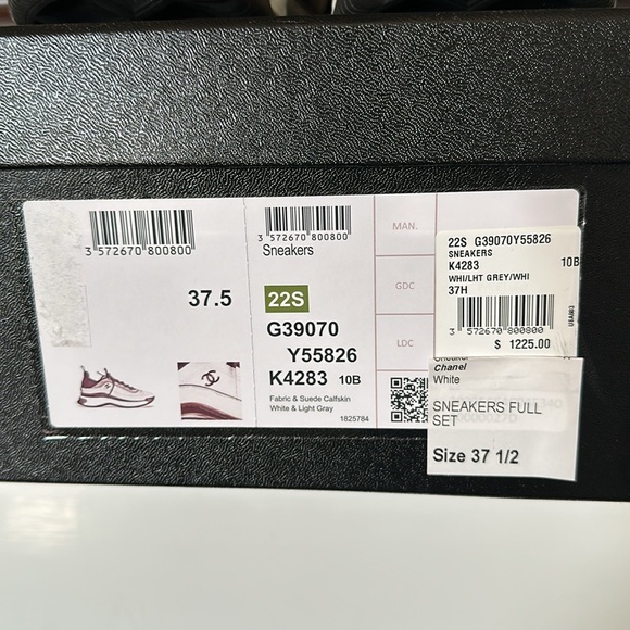 Chanel Sneakers 22S White Black - Picture 8 of 17